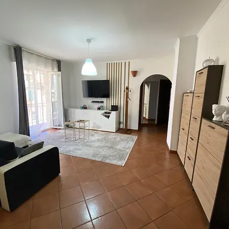 11 Ospiti -balcone-parcheggio Privato, Bulai * San Remo