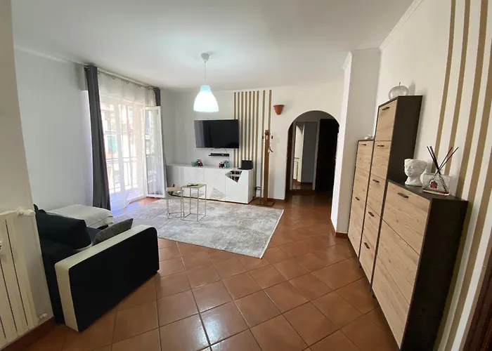 11 Ospiti -balcone-parcheggio Privato, Bulai * סנרמו