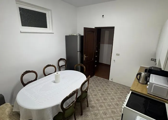 11 Ospiti -balcone-parcheggio Privato, Bulai דירה סנרמו