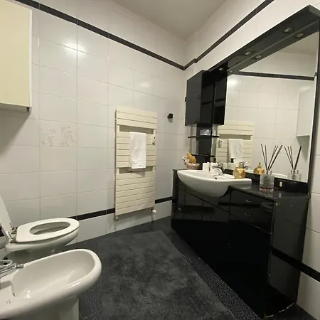 11 Ospiti -balcone-parcheggio Privato, Bulai Apartamento